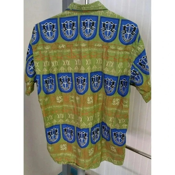 National Guard De Oppresso Liber Crest Hawaiian Tapa Men's Shirt Wet Dog Size L - Picture 4 of 4